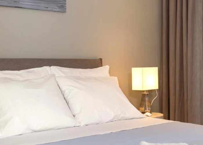 Lindia Athena Luxury וילה לינדוס