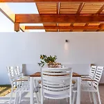 Lindia Athena Luxury Villa *