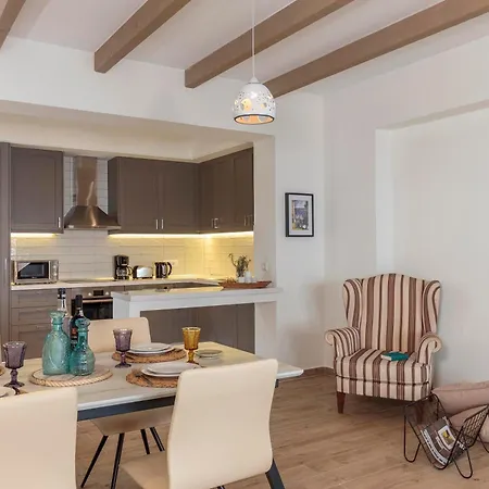 Lindia Athena Luxury Villa