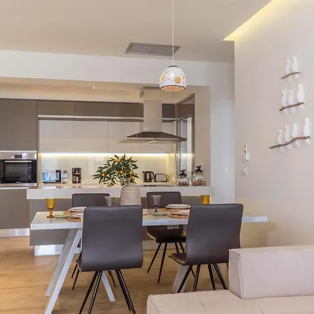 Lindia Athena Luxury וילה