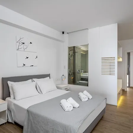 Lindia Athena Luxury