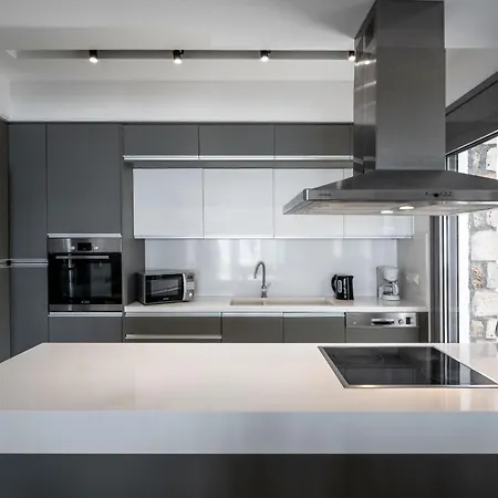 Lindia Athena Luxury *
