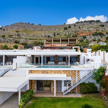 Lindia Athena Luxury Villa