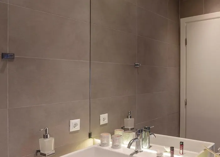 Lindia Athena Luxury *