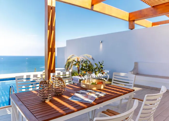 Lindia Athena Luxury * لينثوس