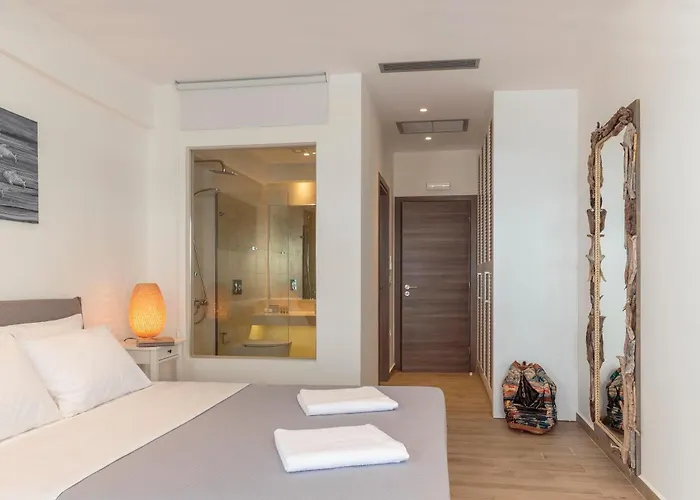 Lindia Athena Luxury فيلة