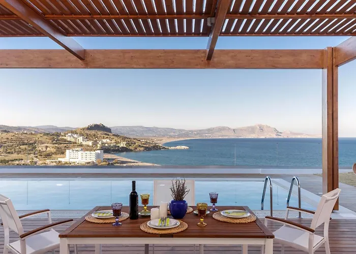 Lindia Athena Luxury فيلة