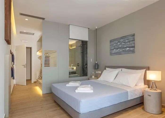 Lindia Athena Luxury فيلة